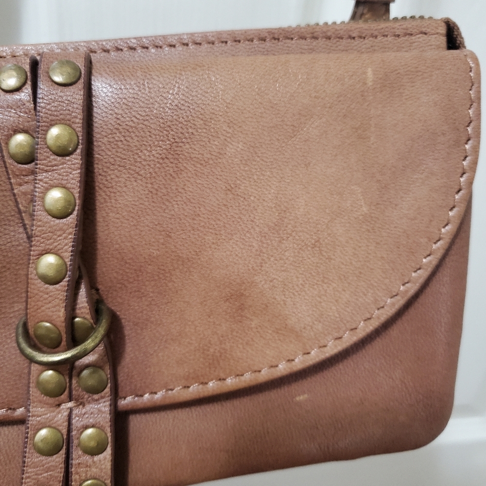 Lucky Raldi Convertible Wallet - Picture 3 of 14